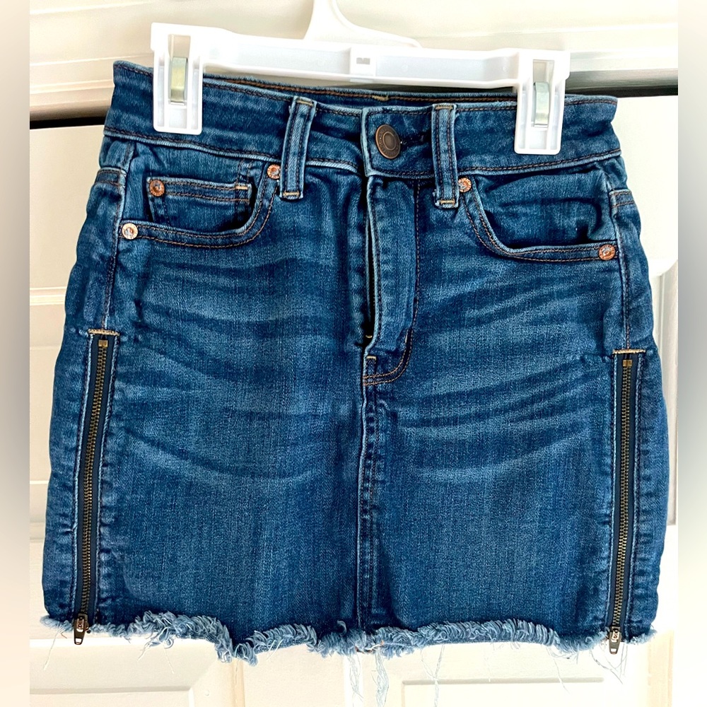 American Eagle Outfitters Jean Skirt (next level stretch) size 00